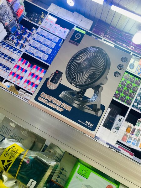 Portable rechargeable fan