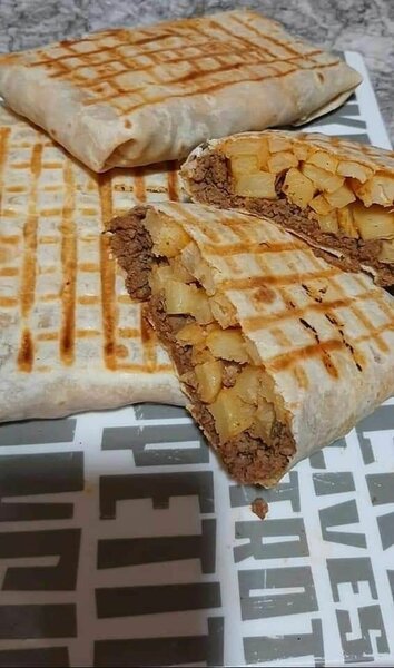 Tacos au poulet sauce fromagèr