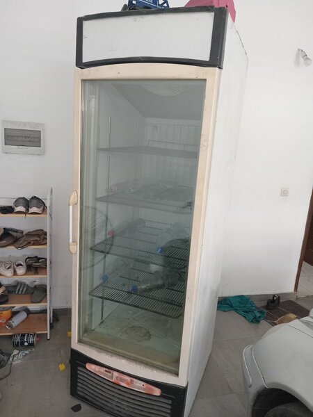 Réfrigérateur vitrine professionnel