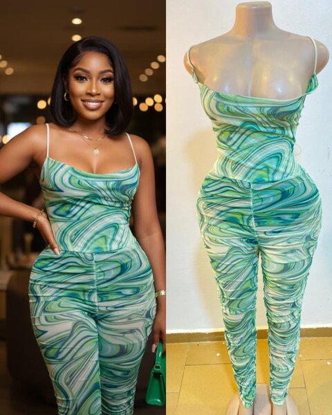 Combinaison Femme Élégante