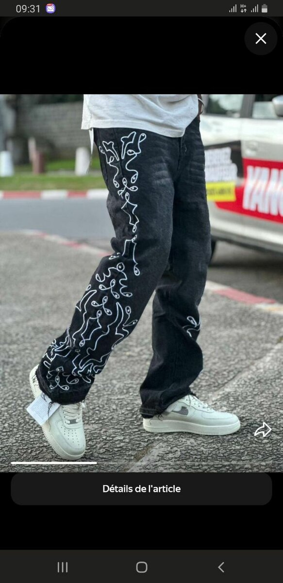 Jeans homme noir avec motifs