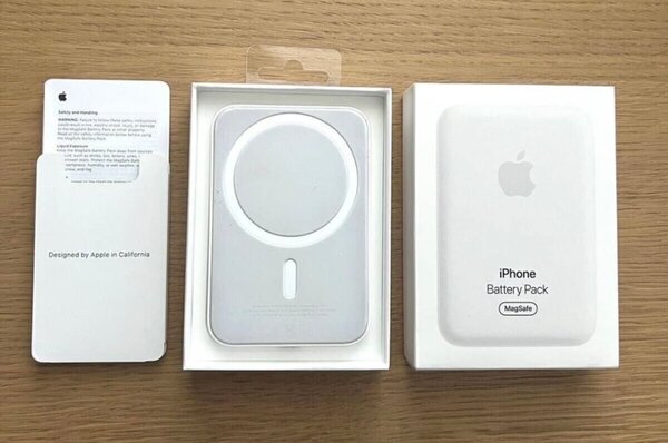 Apple MagSafe Battery Pack