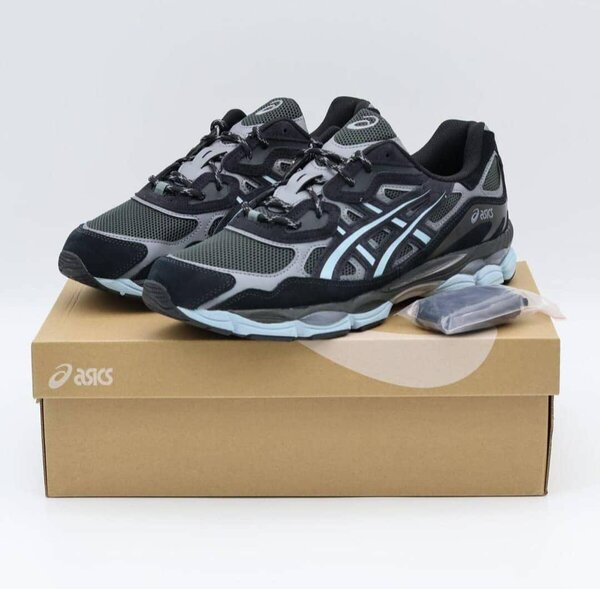 Chaussures de Course ASICS