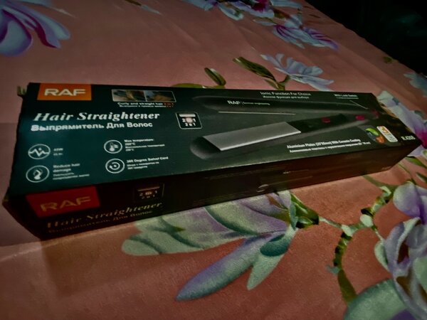 Lisseur pour cheveux RAF
