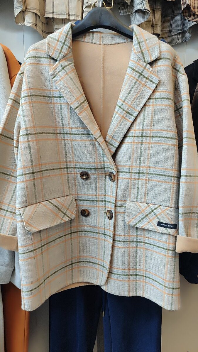 пальто короткое