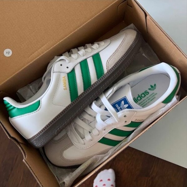 Baskets Adidas Samba Vertes