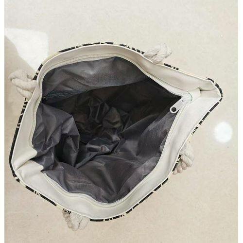 Sac cabas noir motifs lettrage blanc