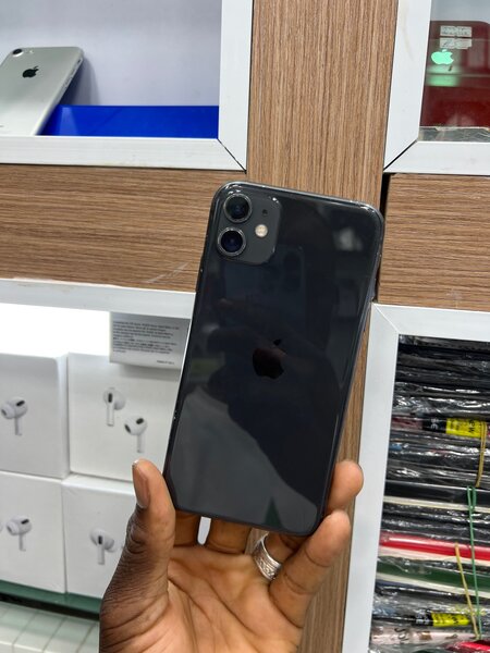 iPhone 11 simple 128go quasi neuf