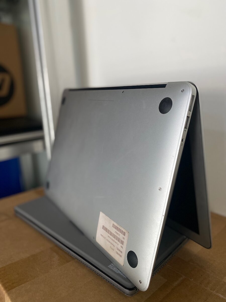 MacBook Air 7,2/A1466