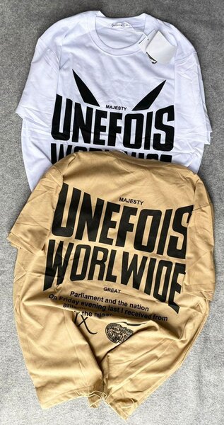 T-shirts imprimés tendance unisexes