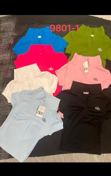 Lot de t-shirts colorés alo