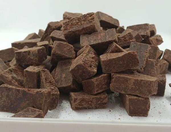 Blocs de chocolat noir pur
