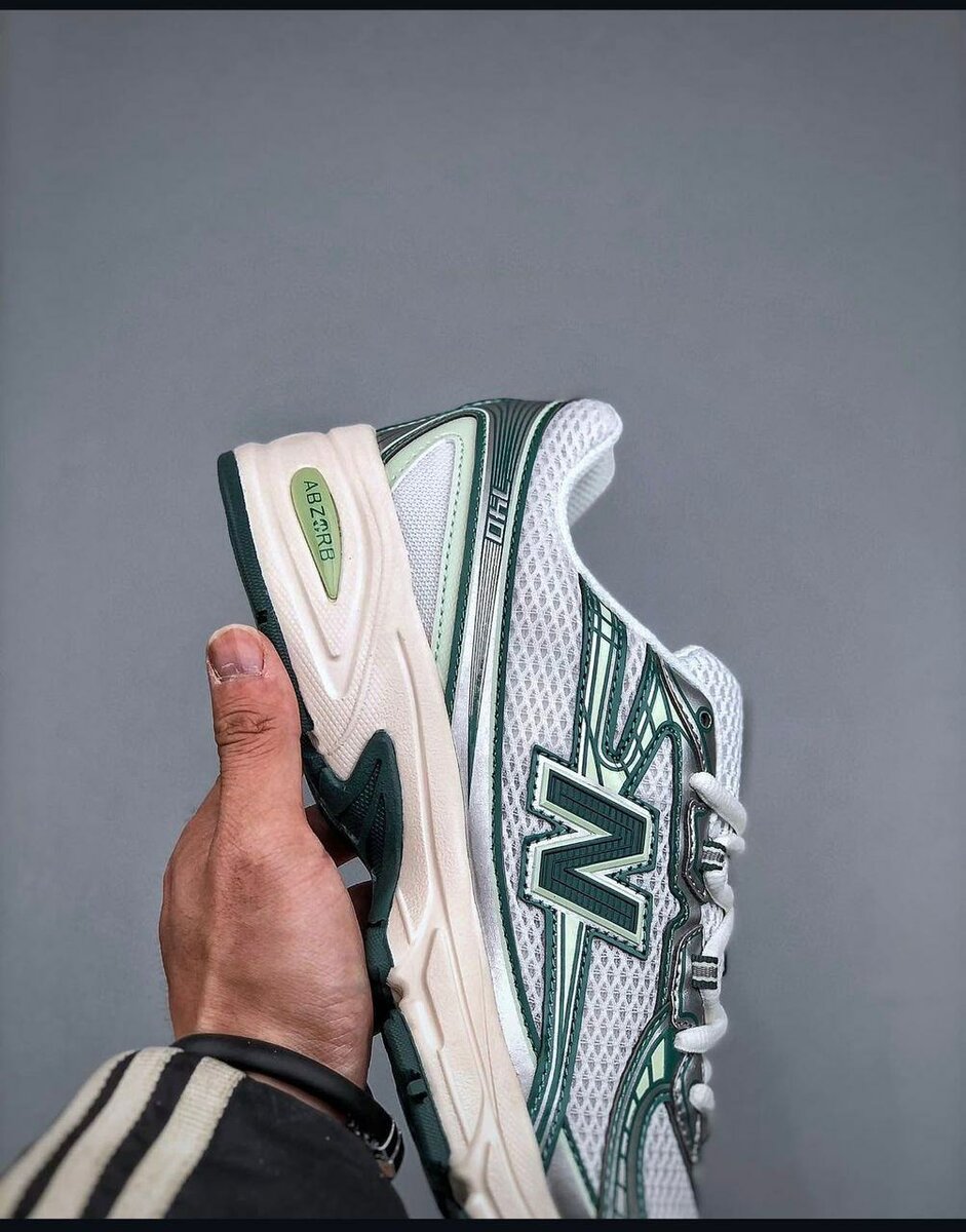 Basket New balance 740