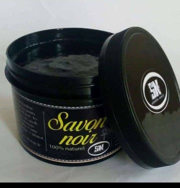 SAVON NOIR