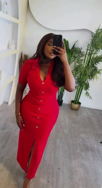 Robe rouge élégante