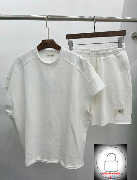 Ensemble T-shirt et Short Blanc