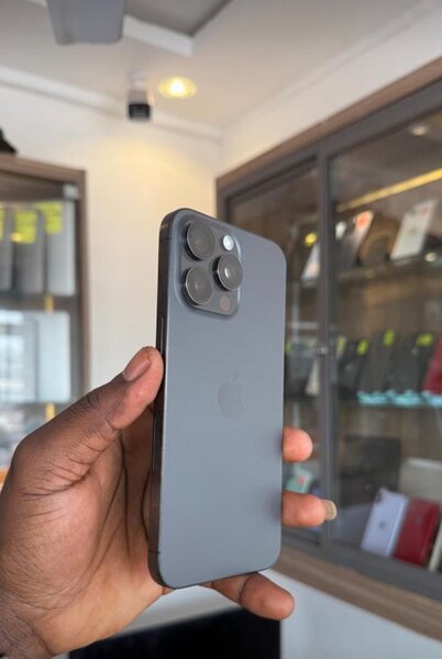 iPhone 15 pro max 256 gb