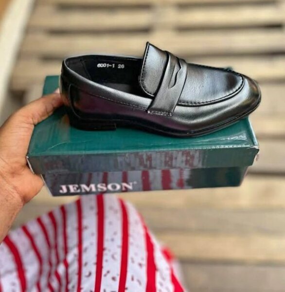 Mocassins en cuir pour enfants