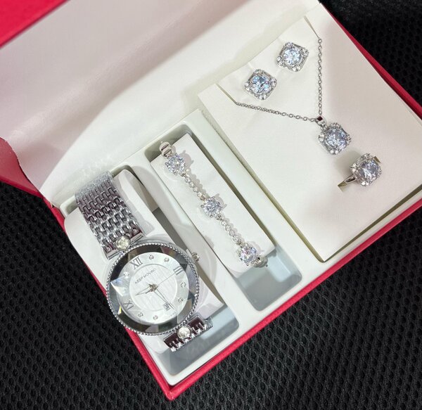 Jewelry sets with watch