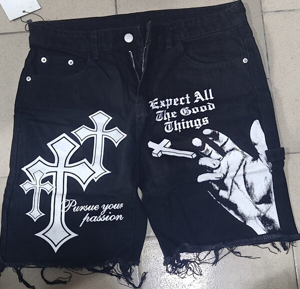 Shorts punk en jean noir