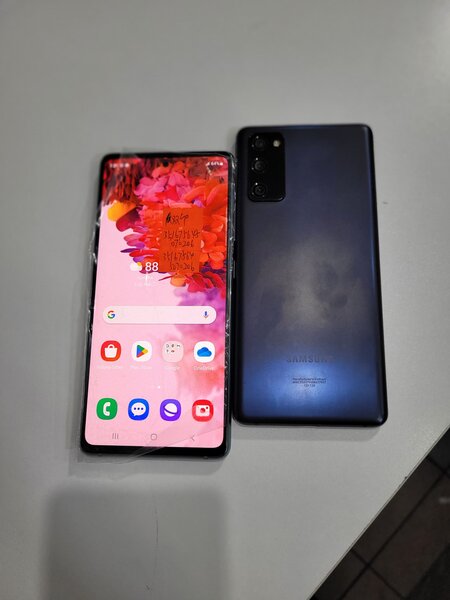 Samsung galaxy S20fe