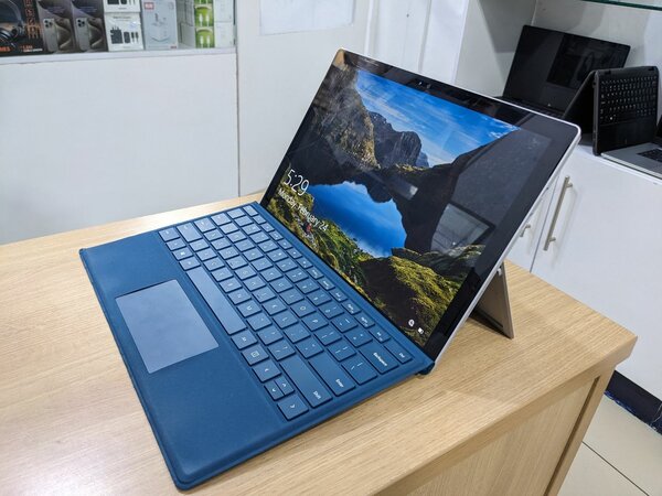 Microsoft Surface Pro 4