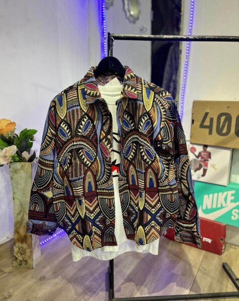 Chemises à motifs élégants