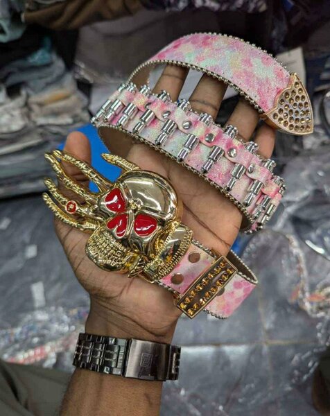 Ceintures tendance en strass