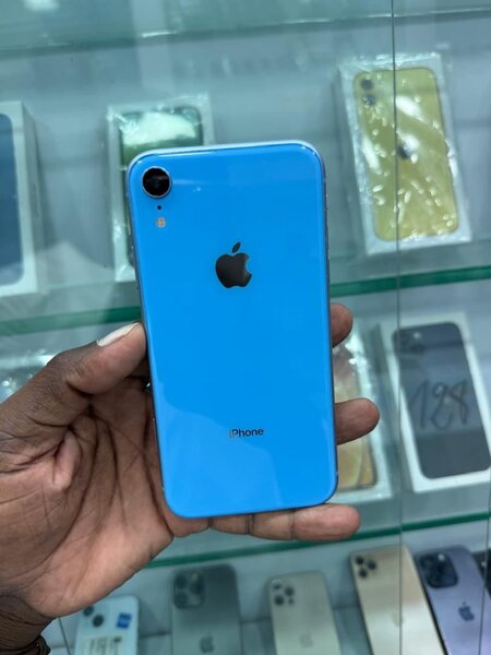iPhone XR Bleu 64Go