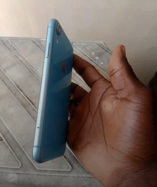 Smartphone Apple iPhone XR