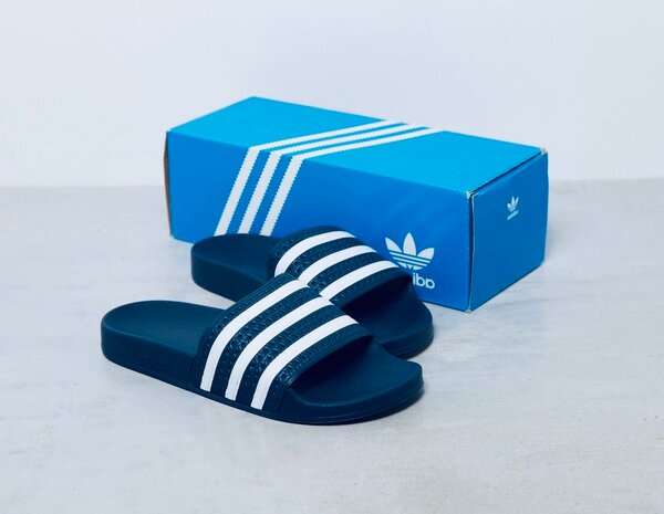 Claquettes à bandes pour homme