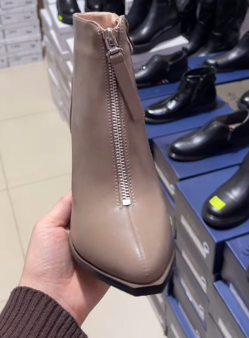 Ботинки серые