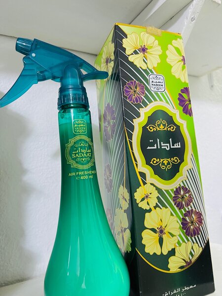 Déodorant de maison et parfums venu  de Dubaï 