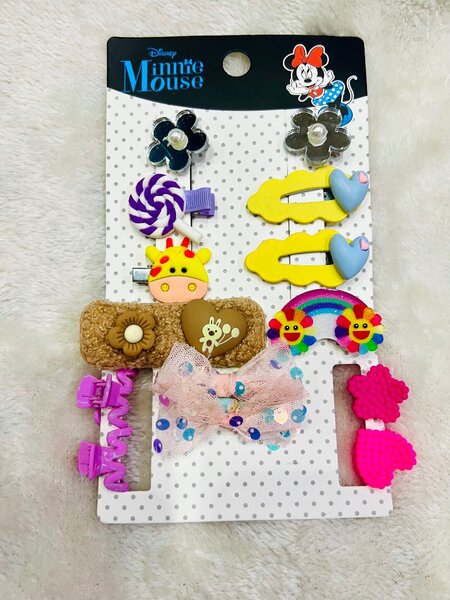 14 pieces hair accessories for kids.