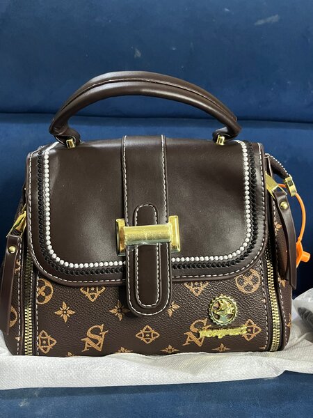 Elegant Leather Handbag