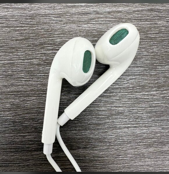 Écouteurs Filaires Blancs