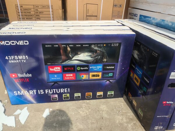 Mooved 43 inches smart Digital satellite  TV