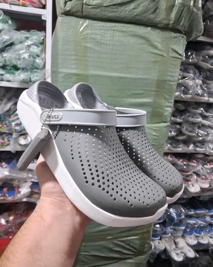 Chaussures de jardin confort gris