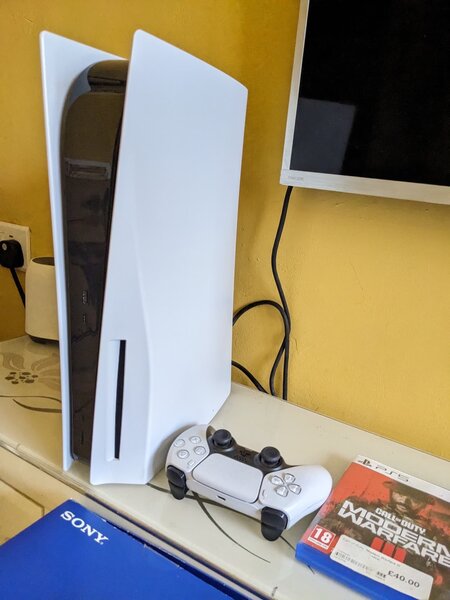 PlayStation 5 standard