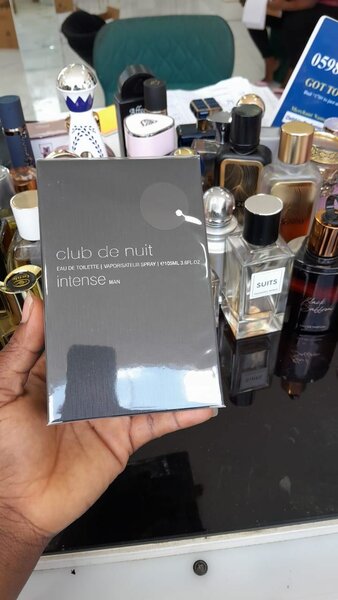 Club de Nuit intense man Armaf. 105 ml