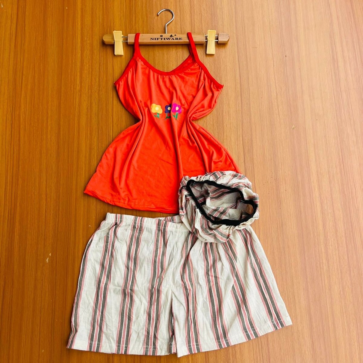 Ladies 3 in 1 nights wear available in all sizes