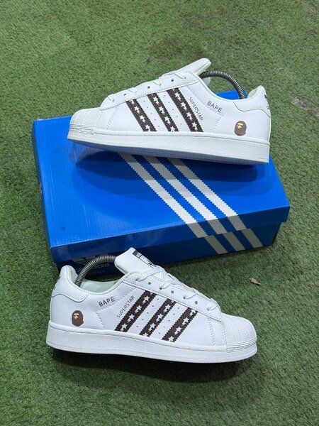 Adidas Superstar
