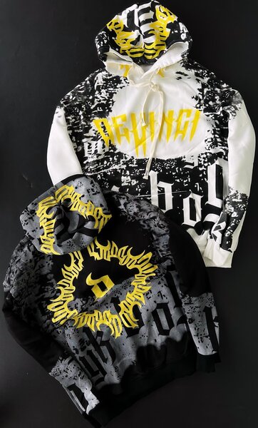 Sweat capuche imprimé tendance