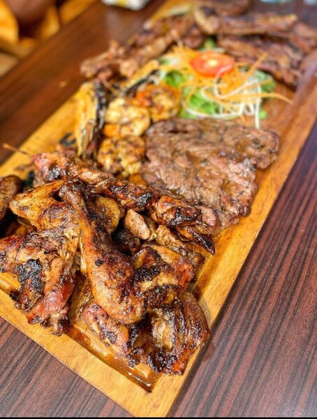 Assortiment de viandes grillées