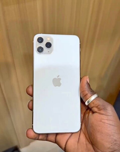 iPhone 11 Pro Max Blanc