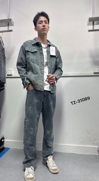 Veste en jean homme moderne