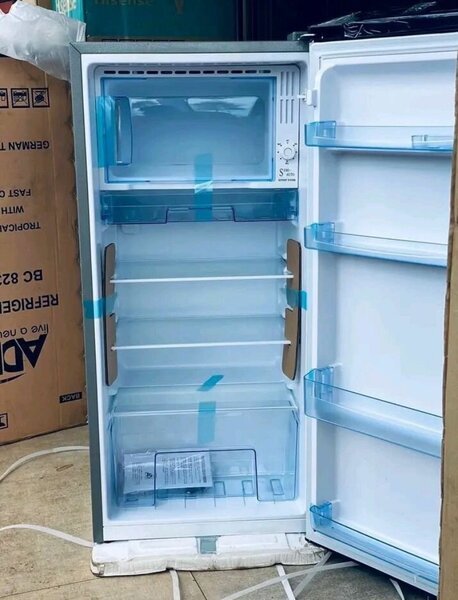 SINGLE DOOR REFRIGERATOR