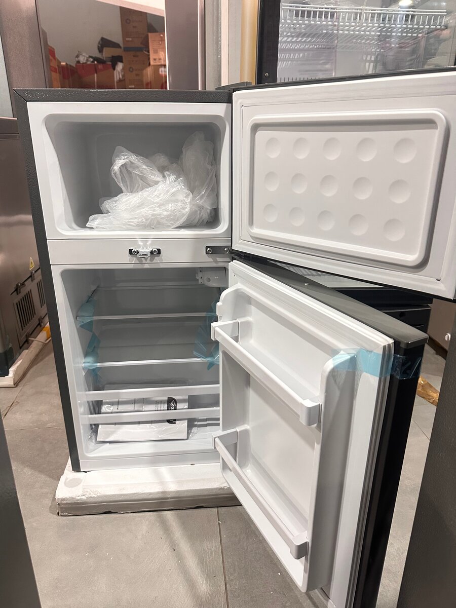 Mini réfrigérateur moderne