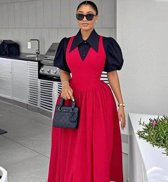 Robe rouge avec chemise