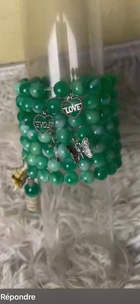 Bracelets charms colorés